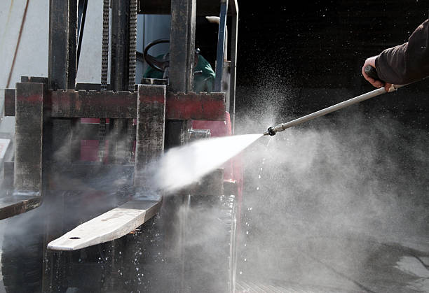 Best Graffiti Removal  in Plandome, NY